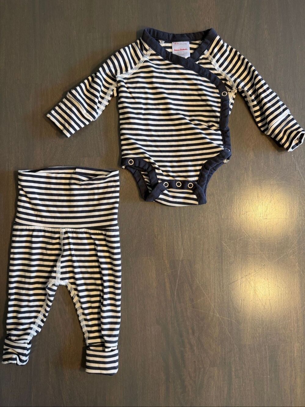 Hanna Andersson 0-3 Crossover Bodysuit & Wiggle Pants Black Cream